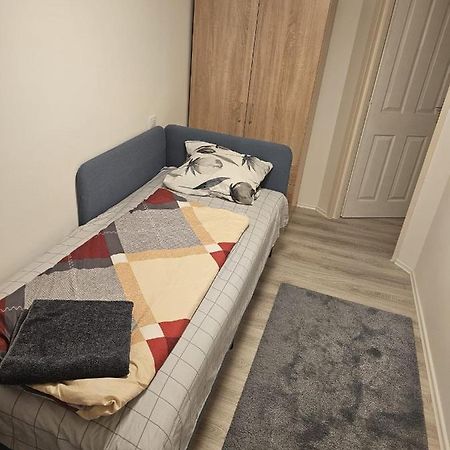 7Dab 8 Contactless Self Check-In Hotel Budapest Bagian luar foto